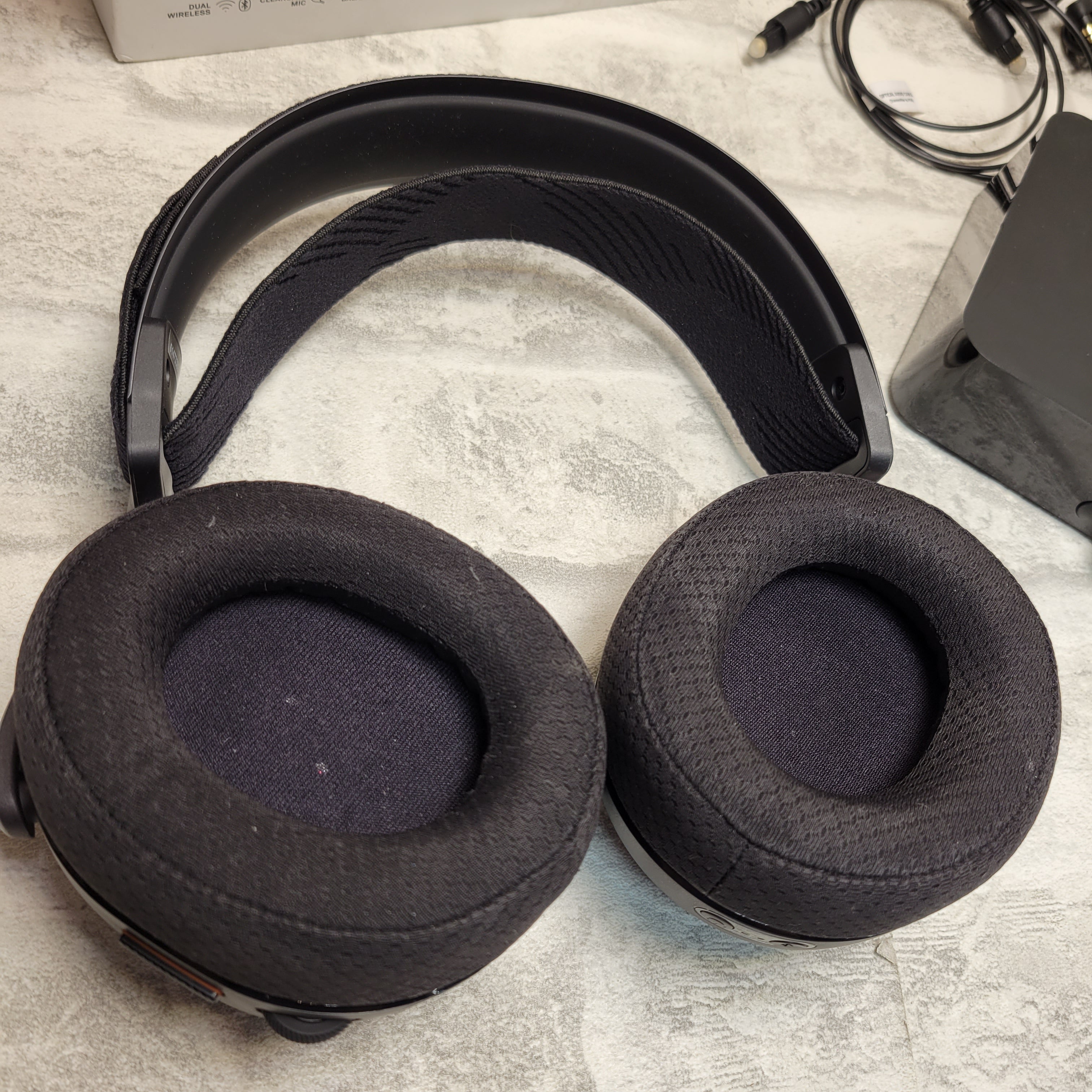 SteelSeries Arctis Pro Wireless Gaming Headset - Wireless + Bluetooth Black (7881457893614)